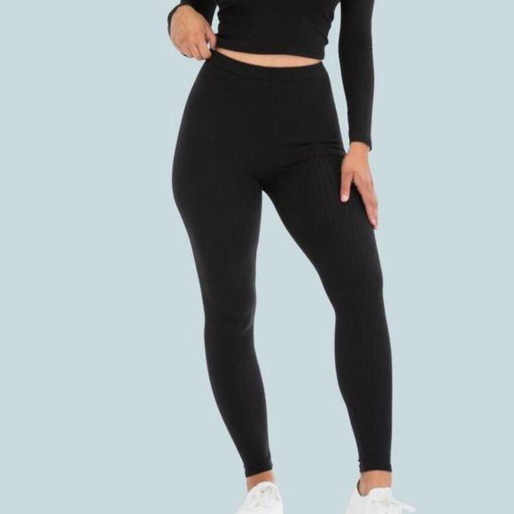 Lia Set (2 Piece Set- BLACK) - Picture 2 of 2